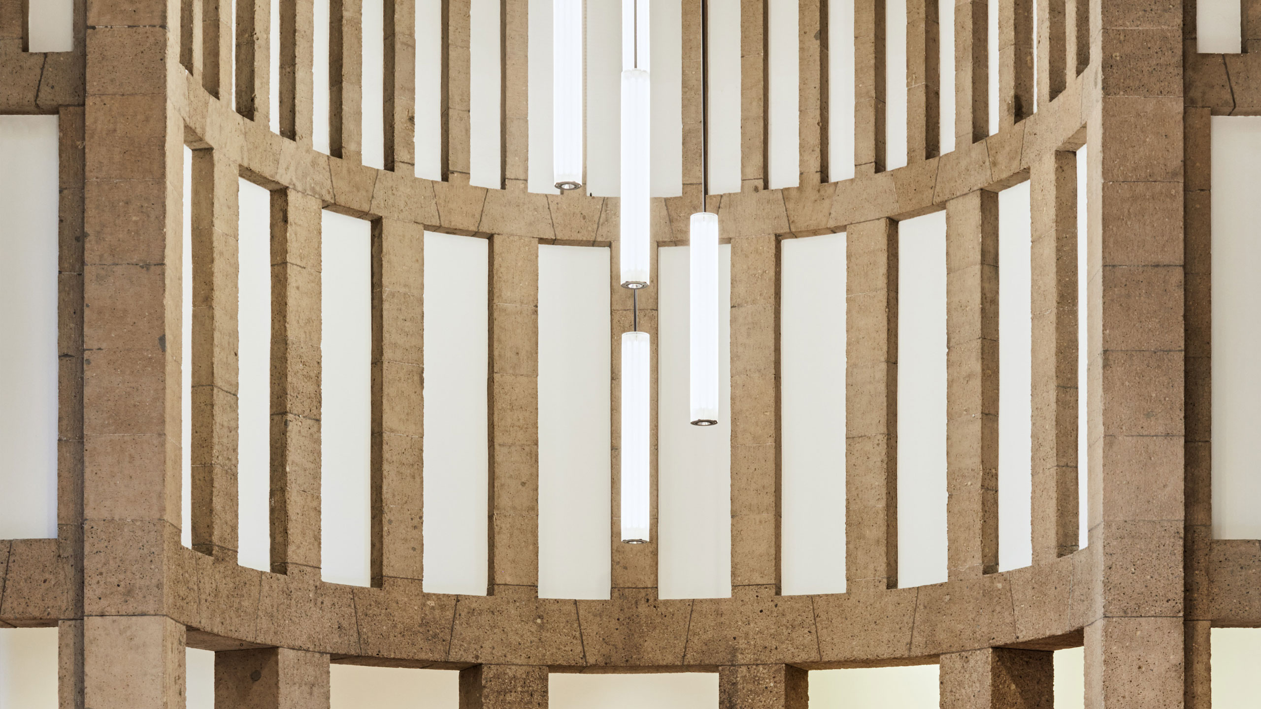 mawa design, Museum Kunstpalast Düsseldorf mit 10 × zylinderförmige Pendelleuchten, Sonderleuchte, mit Diffusor aus Borosilikatglas